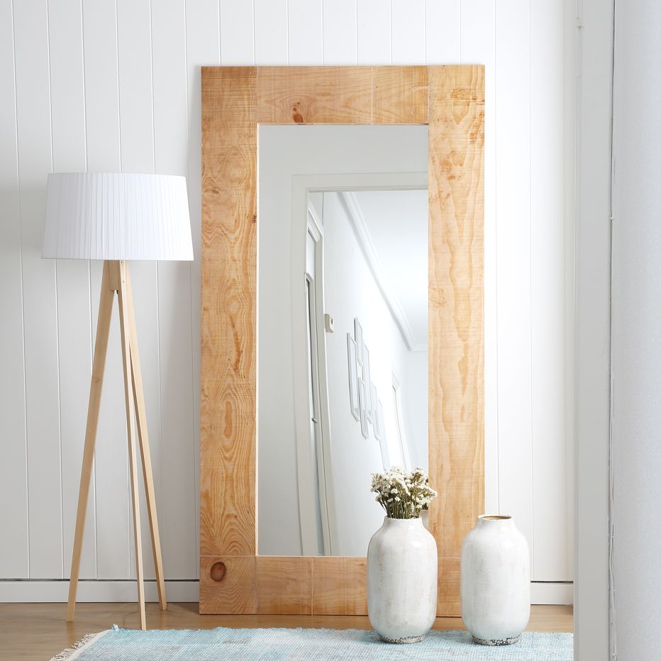 Espejo de madera color beige de varias medidas
